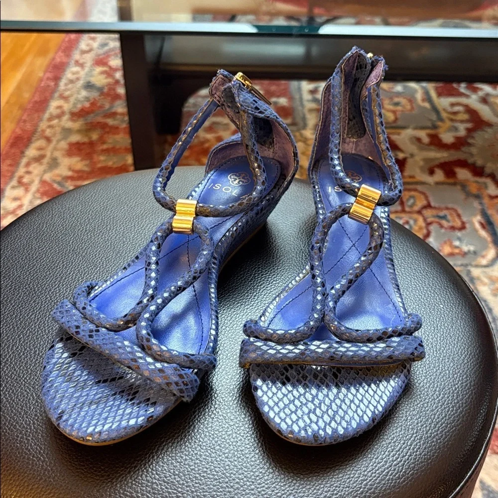 Wedge Isola straps shoes , leather in blue color, size 6.5